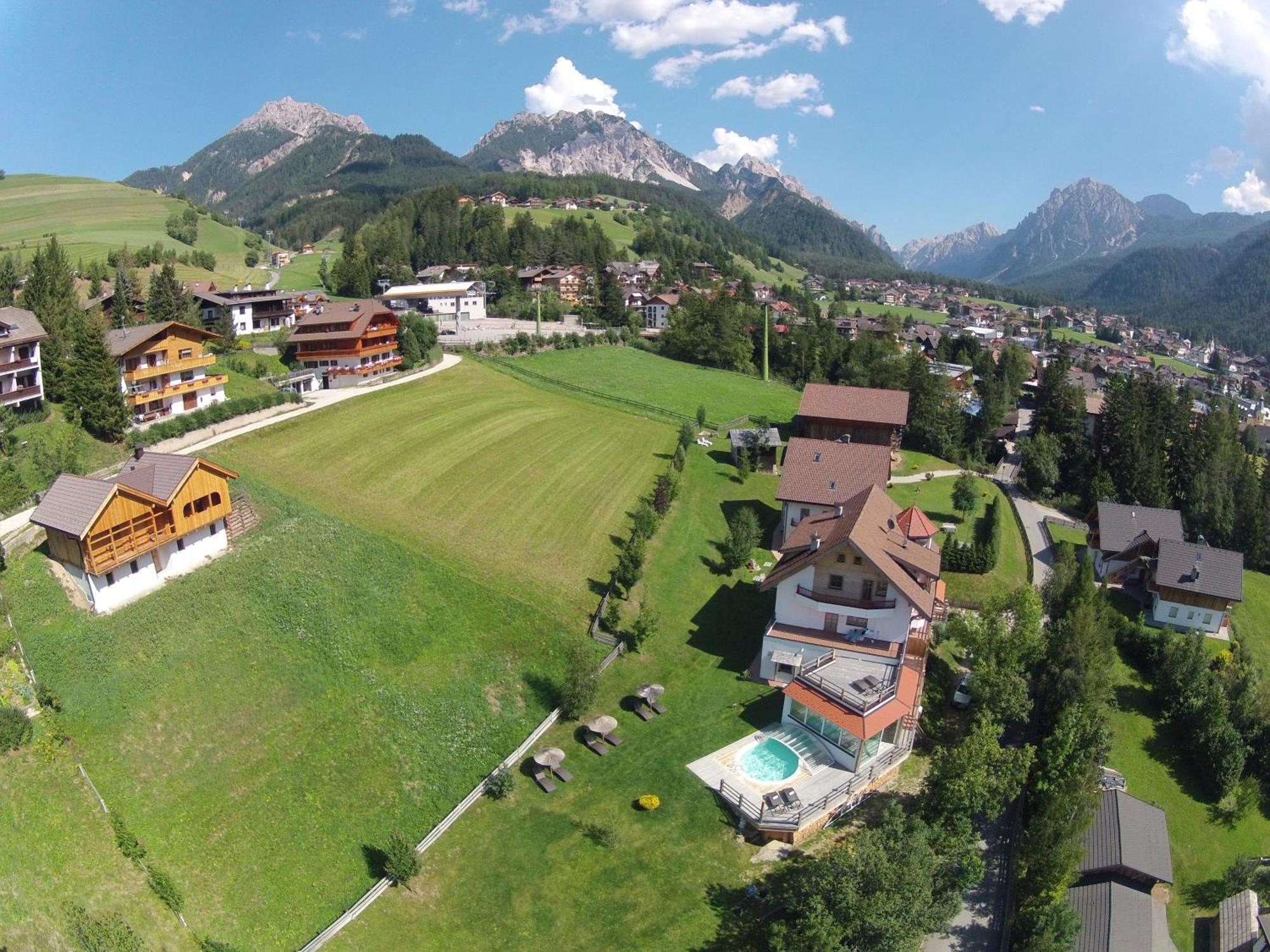 Villa Ortensia San Vigilio Di Marebbe Kültér fotó